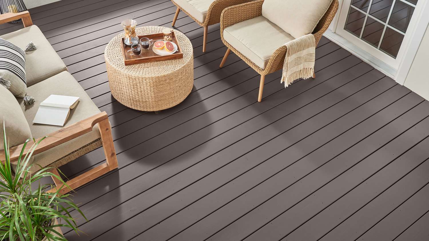 Discover the Best Deck Stain Colors for Your Outdoor Space