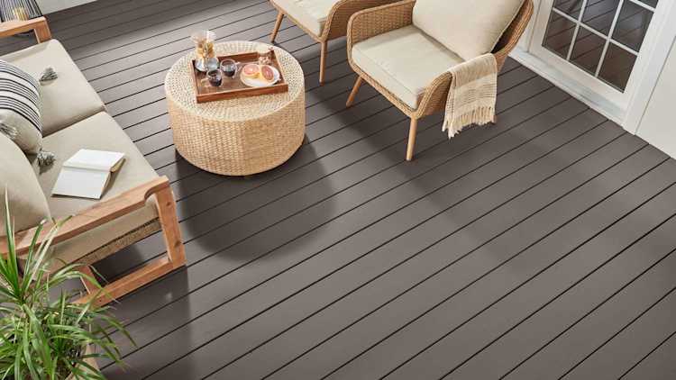 Explore Top Deck Stain Colors for a Stunning Outdoor Look