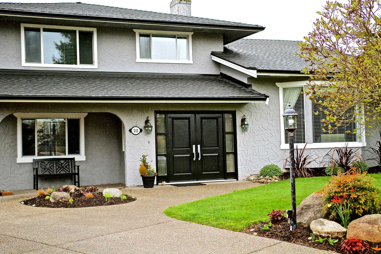 Discover the Perfect Gutter Colors for Your Home