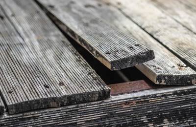 Is It Time to Replace Your Deck? Check for These 8 Things