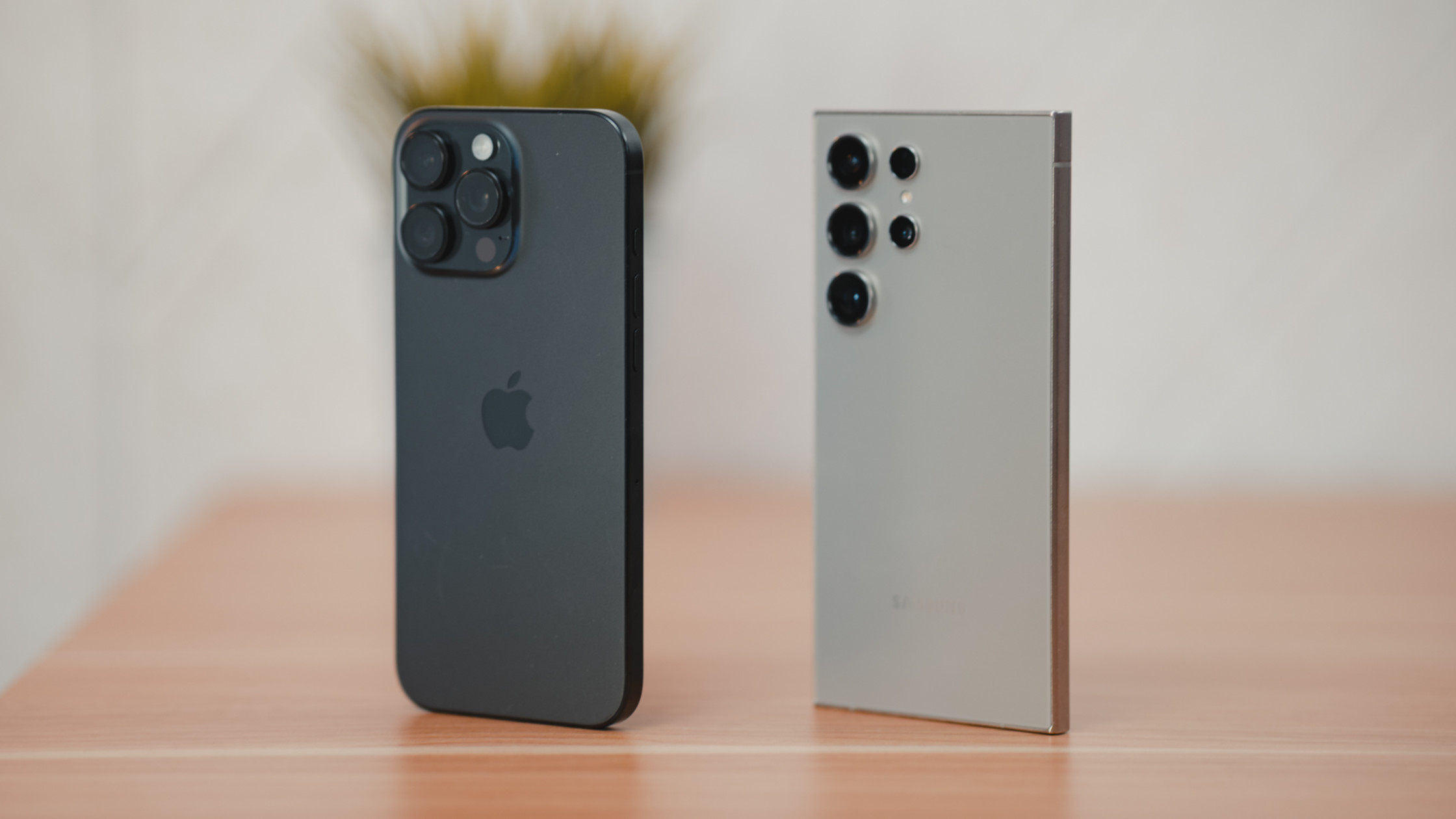 Comparativa iPhone vs Samsung: ¿Qué smartphone elegir? | Back Market