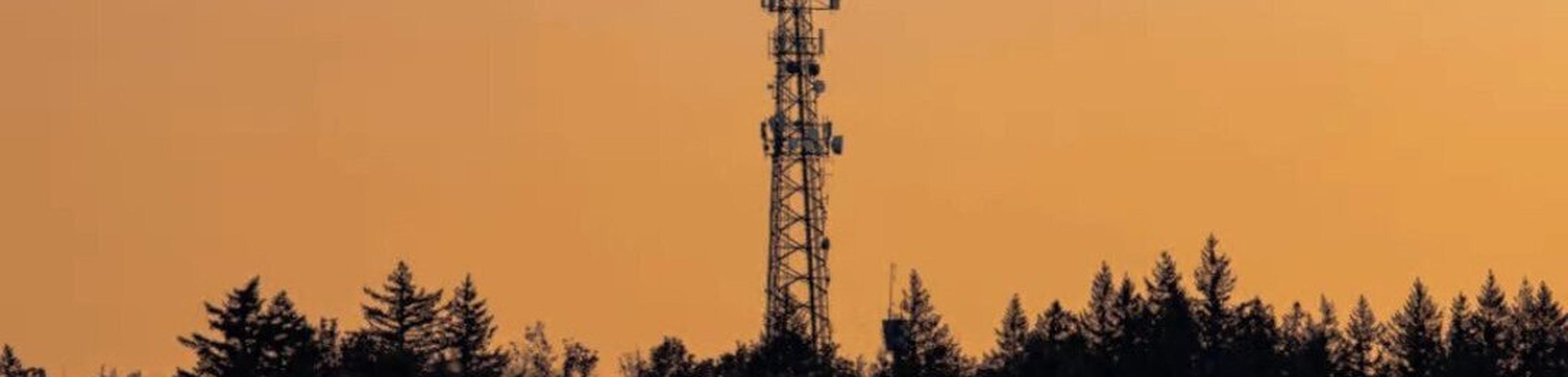 cell phone network tower