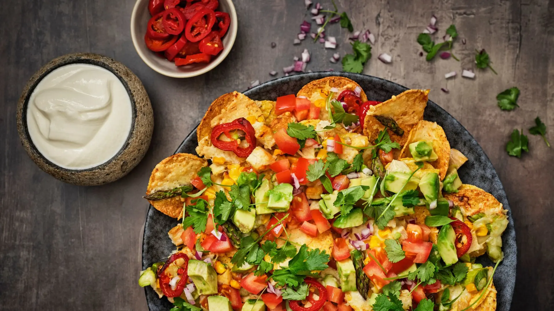 Nachos with asparagus