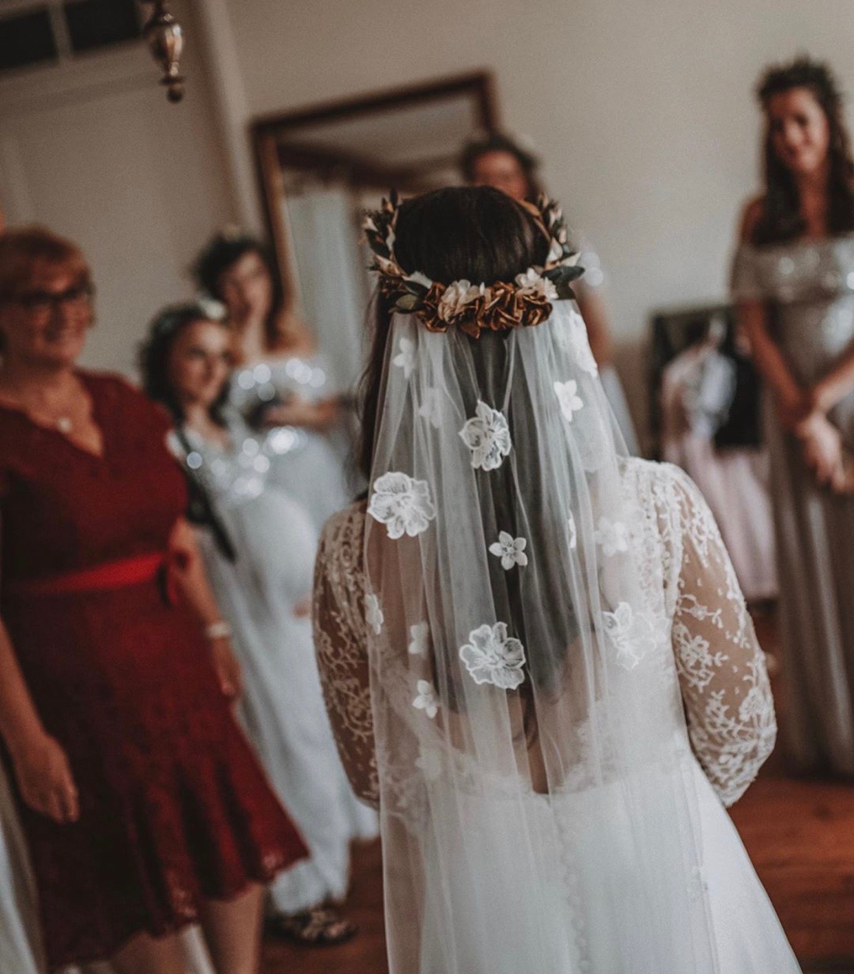 Blanc Mariée coiffure avec filet Veil tissu en dentelle enterrement vie jeune fille fantaisie robe de mariage 