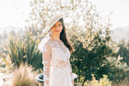 Help How To Accessorize Wedding Hairstyles For Thi LCV Help How To Accessorize Wedding Hairstyles For Thi LCV