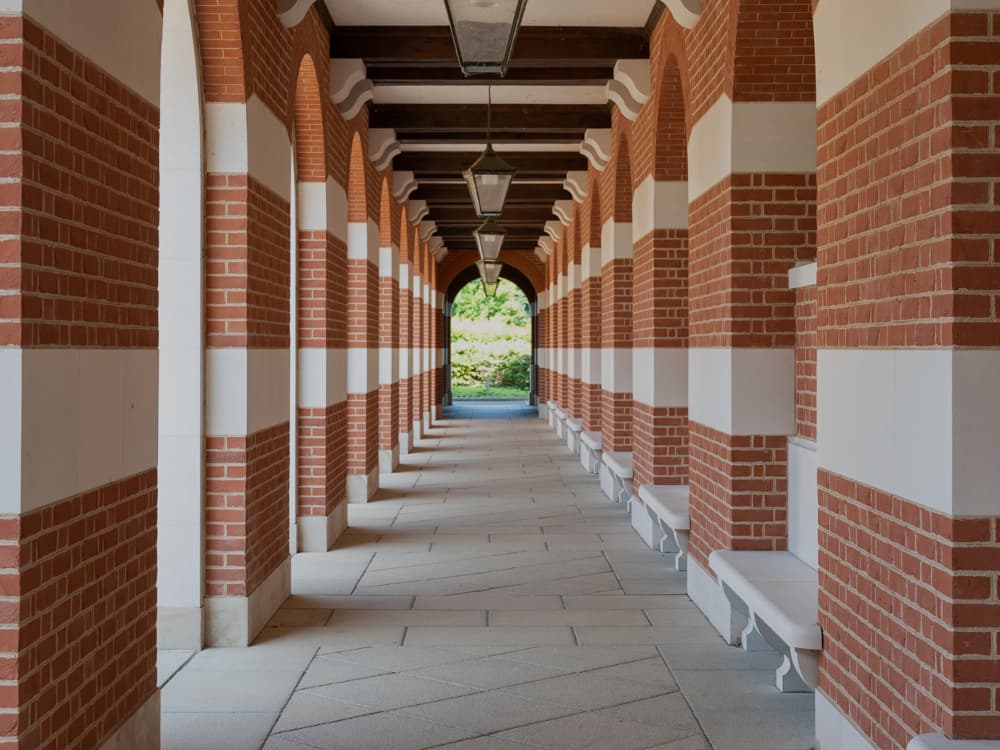 海外サマースクールガイド｜対象年齢・費用・国別比較・スケジュールなど