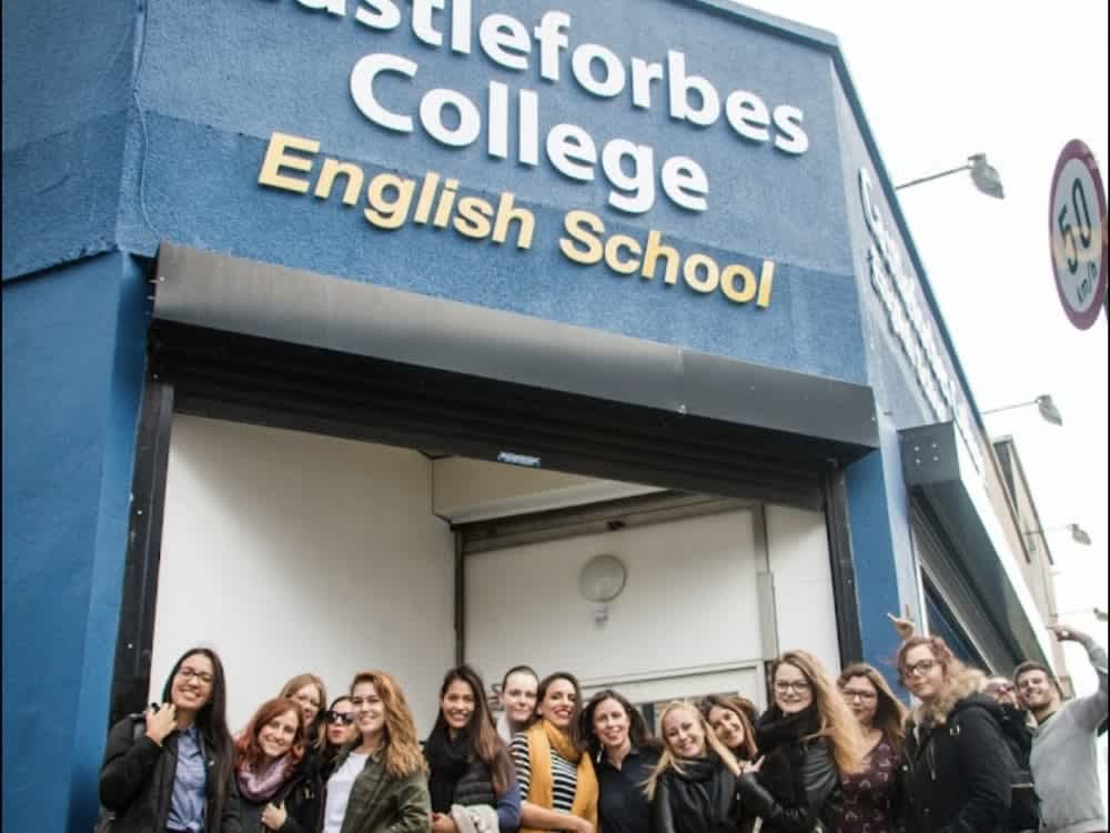 Castleforbes Collegeの外観