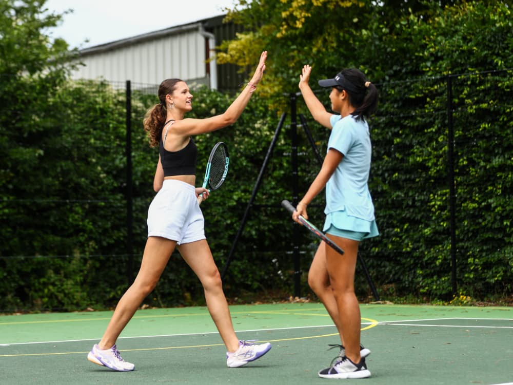 必要な英語レベルとコース内容｜スポーツコース