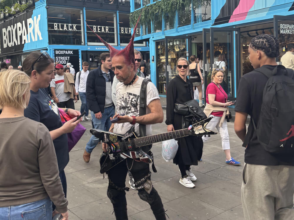 恥を捨てて挑戦！留学で得た自信と考え方の変化｜イギリスワーホリ体験談（YMS2025）