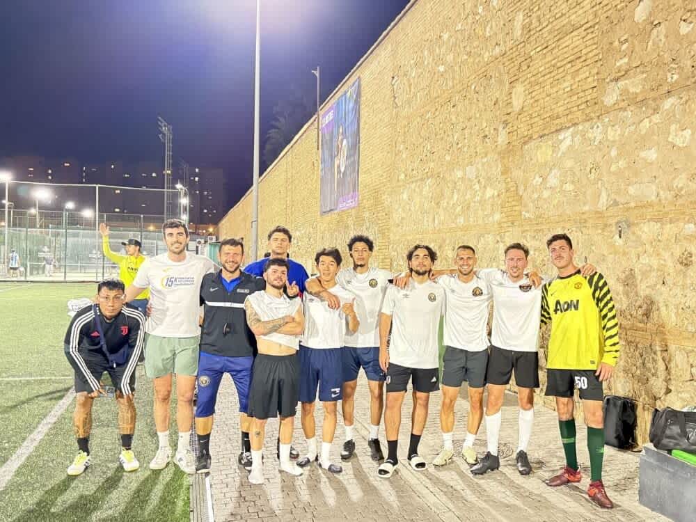 バレンシアでサッカーとスペイン語を習得|スペインワーホリ体験談