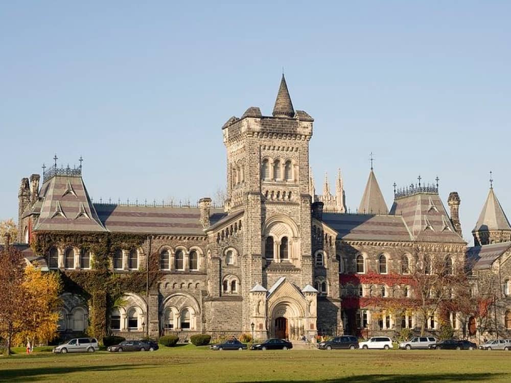 カナダ大学進学にパスウェイプログラムを利用しよう！入学条件や費用について