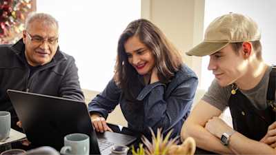 Il est temps de passer le flambeau?