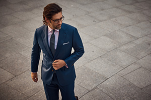 Blue Grappa: The Ultimate Tailored Navy Suit.