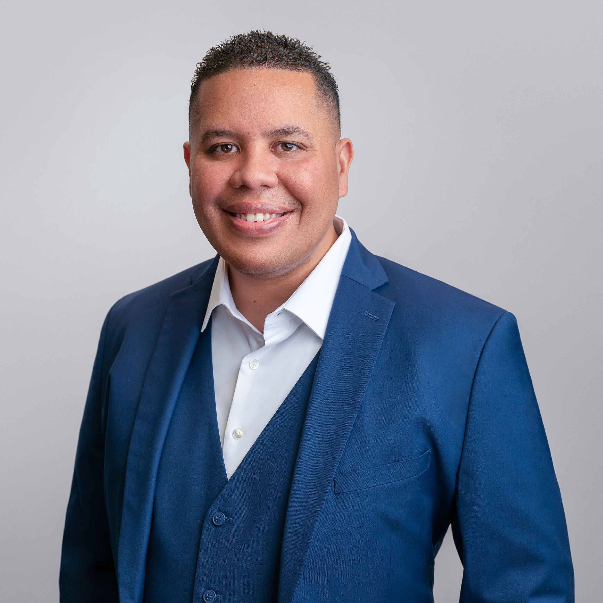 Dr. Jairo Borja's headshot