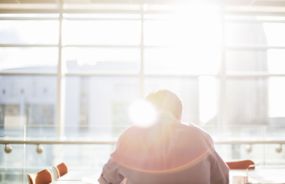 sunlight-desk