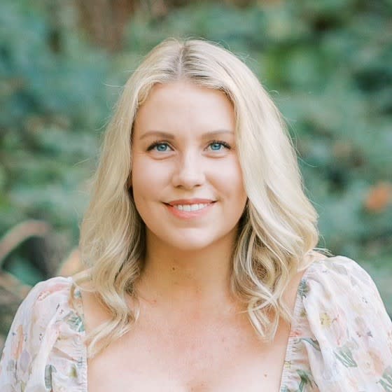 Taylor Warren's headshot