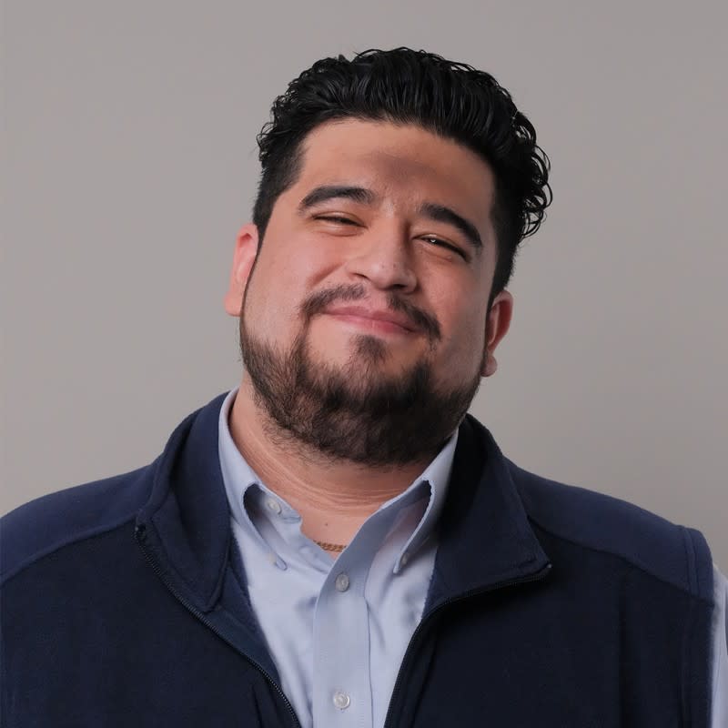 Gio Pernas's headshot