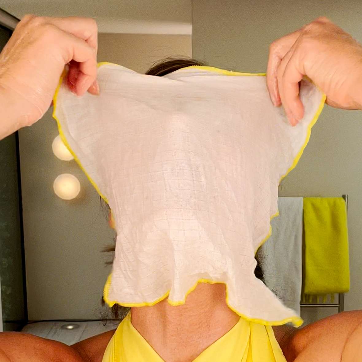 How to cleanse with a cloth
