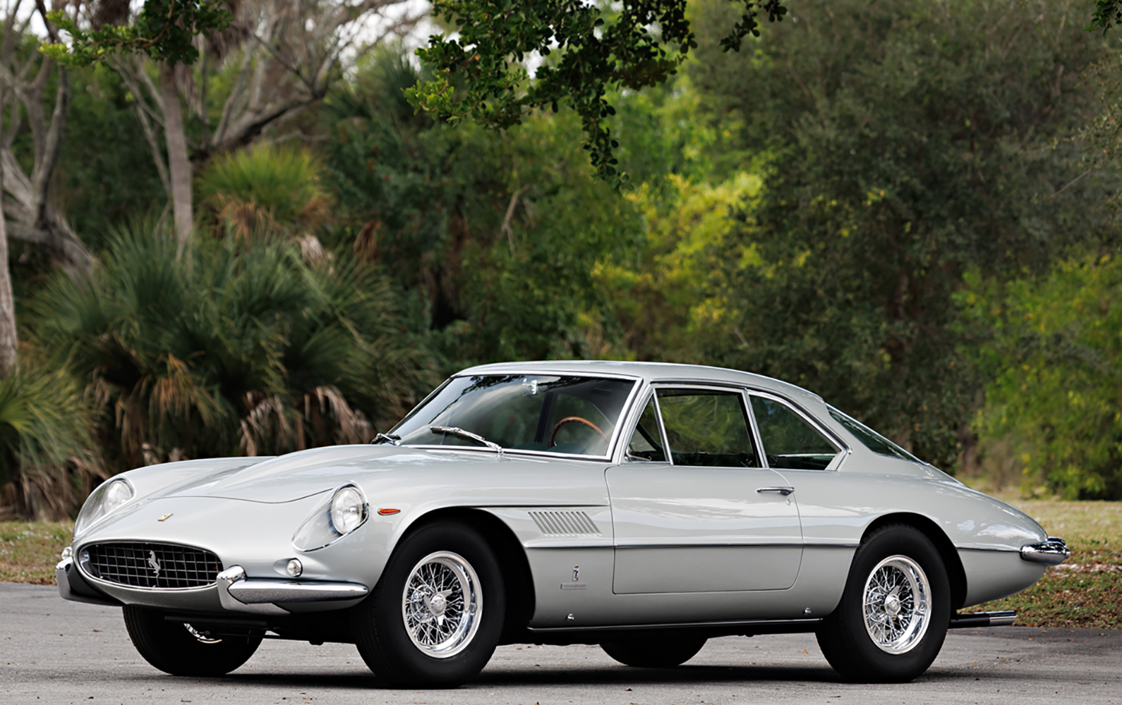 趣味・スポーツ・実用 SUPER CG 01 - FERRARI 400 SUPERAMERICA Ferrari 400 Superamerica Complete Guide | Exotic Car Trader