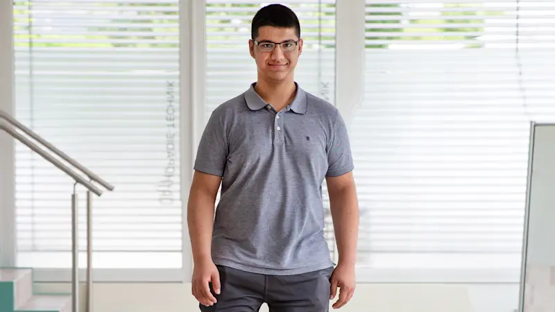 c-leg-von-vorne-11 (ITA)