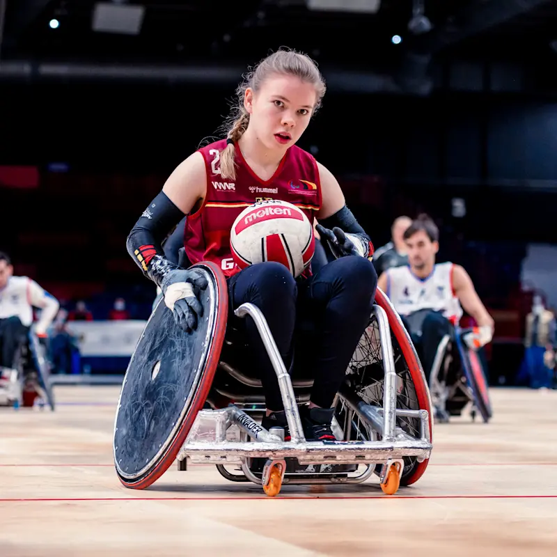 4849099-Invader-basketball-11 (ITA)