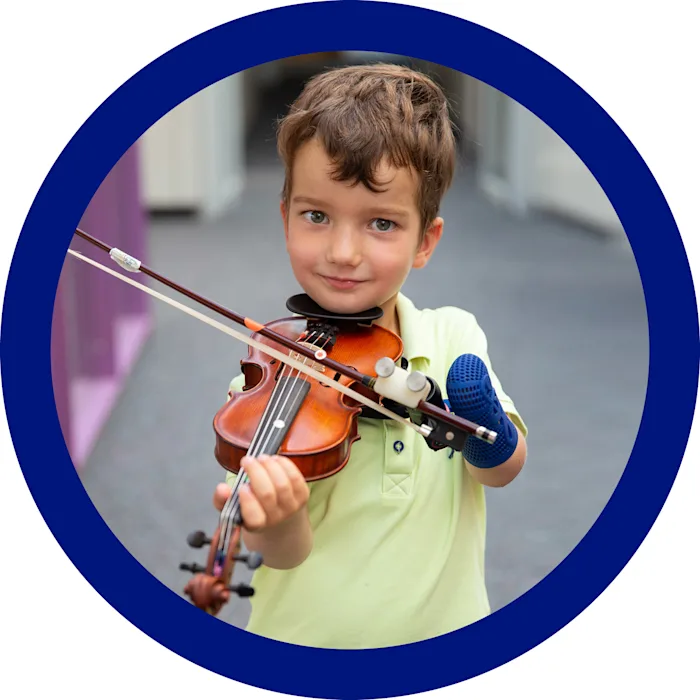 Musikcamp-Benoit-circle-blue (ITA)
