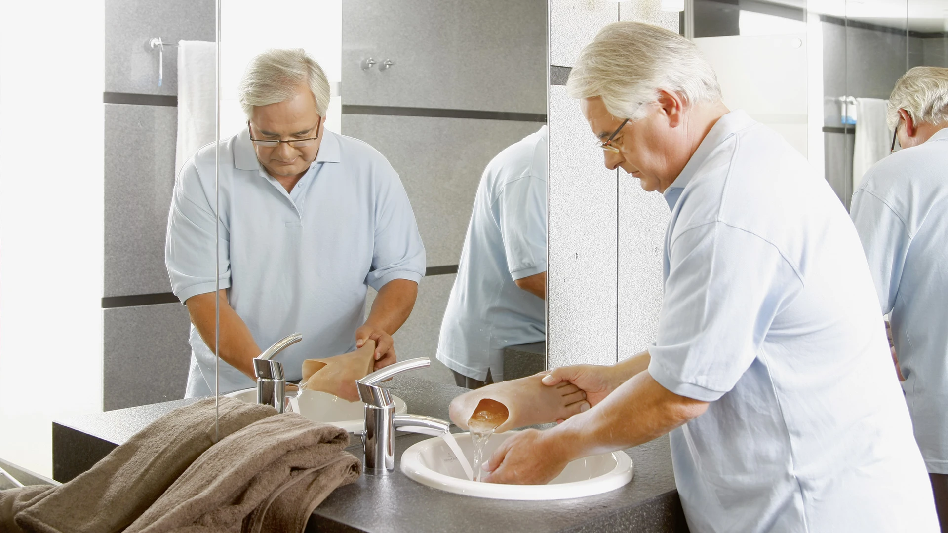 27408-Silikon-water-cleaning-169 (ITA)