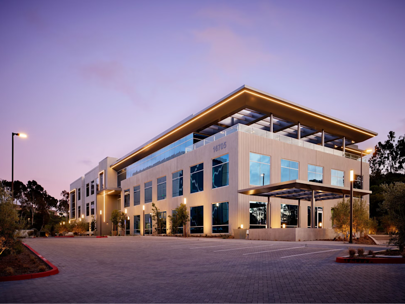 An image showcasing the new Peter Harsch Ottobock Care prosthetics clinic in San Diego, CA