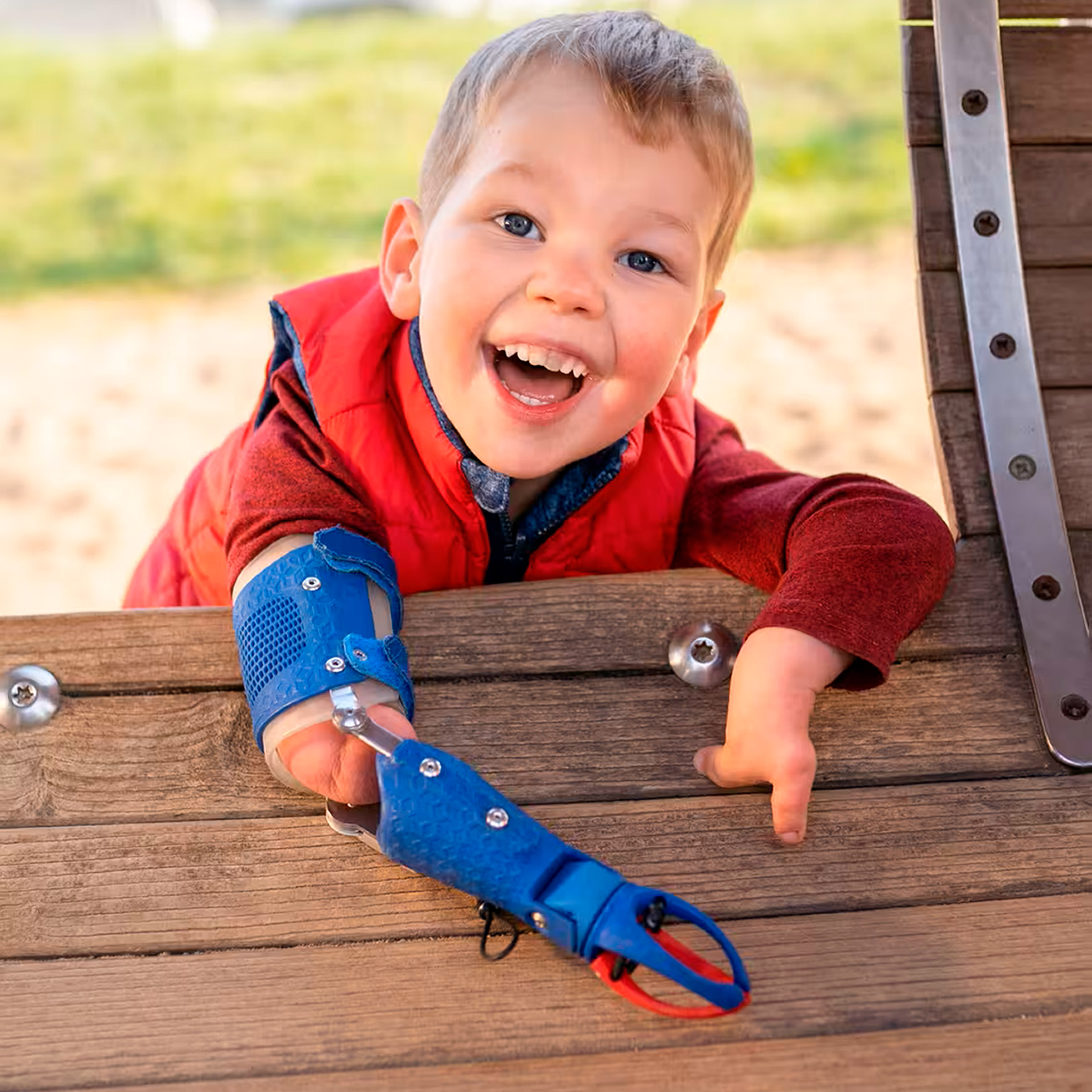 First-Prothese-auf-Spielplatz-11 (ITA)