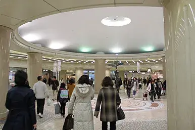 梅田クローバー歯科・矯正歯科_access04