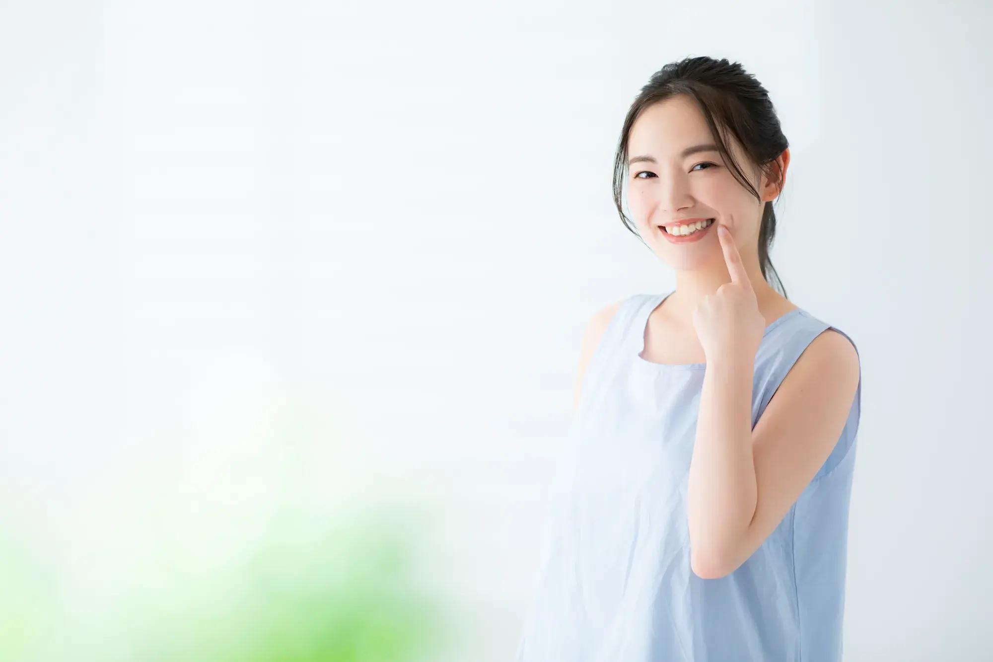 二重歯列の芸能人について歯科医が徹底解説！