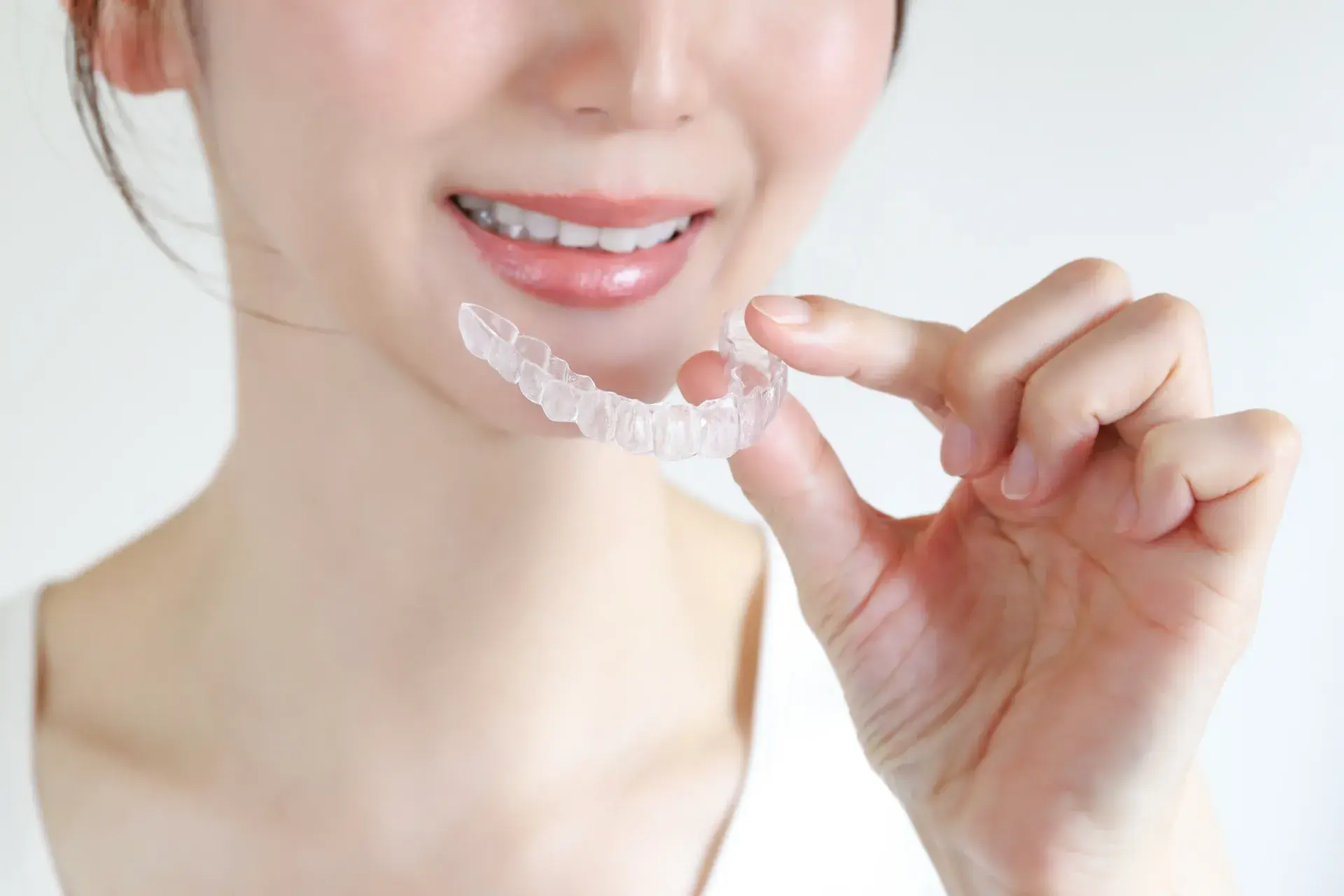 口元のお悩みなら、スマイルモア矯正