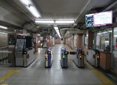 ホワイトエッセンス京都四条通り矯正歯科_access1
