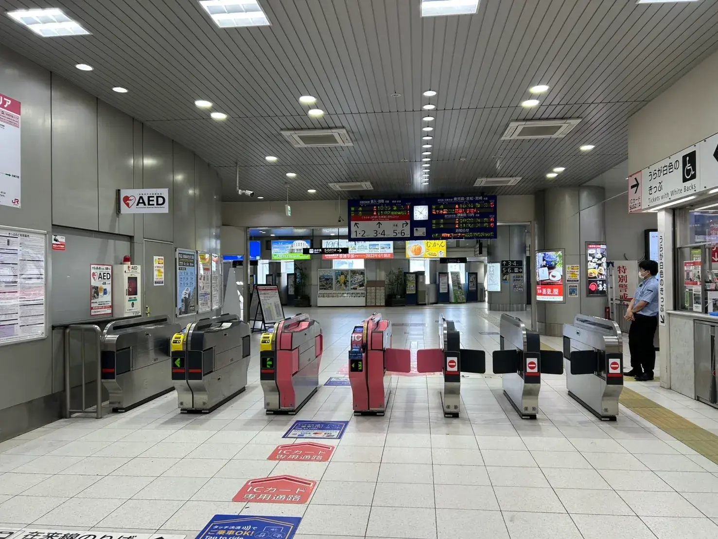 ローズ歯科 リュクス院_access1
