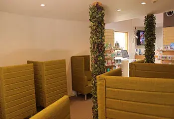 スマイルモア矯正鳥栖医院の外観