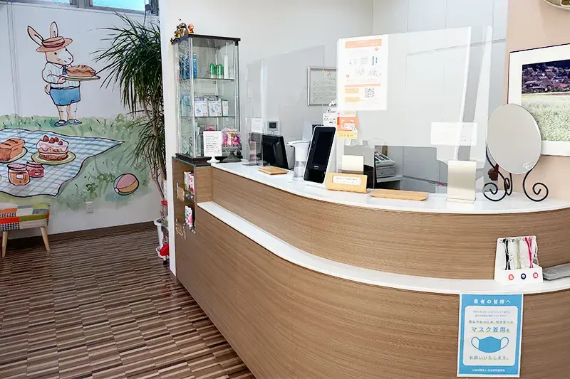 スマイルモア矯正紀の川医院の外観