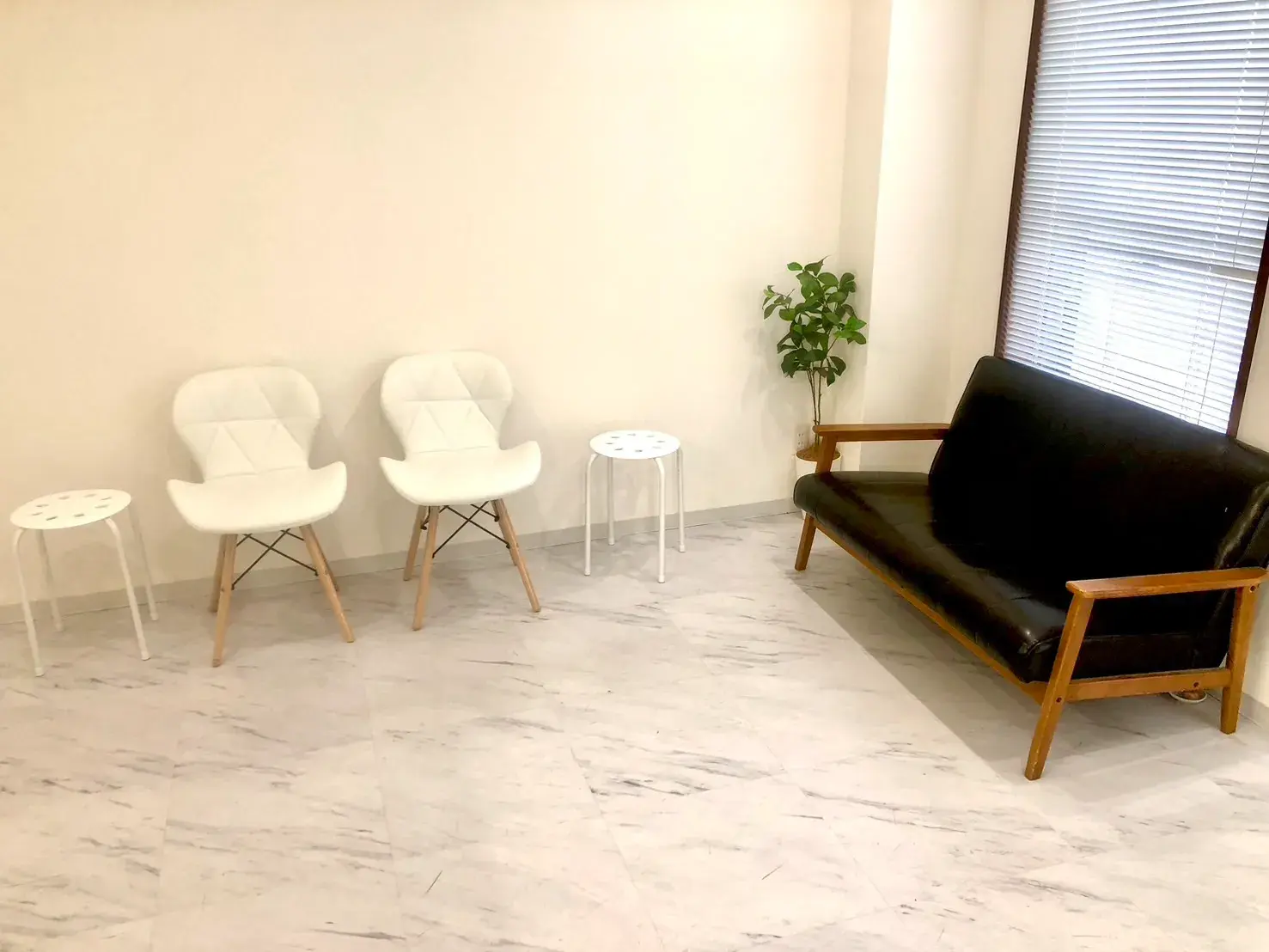 栗山公園Dental Office 待合室