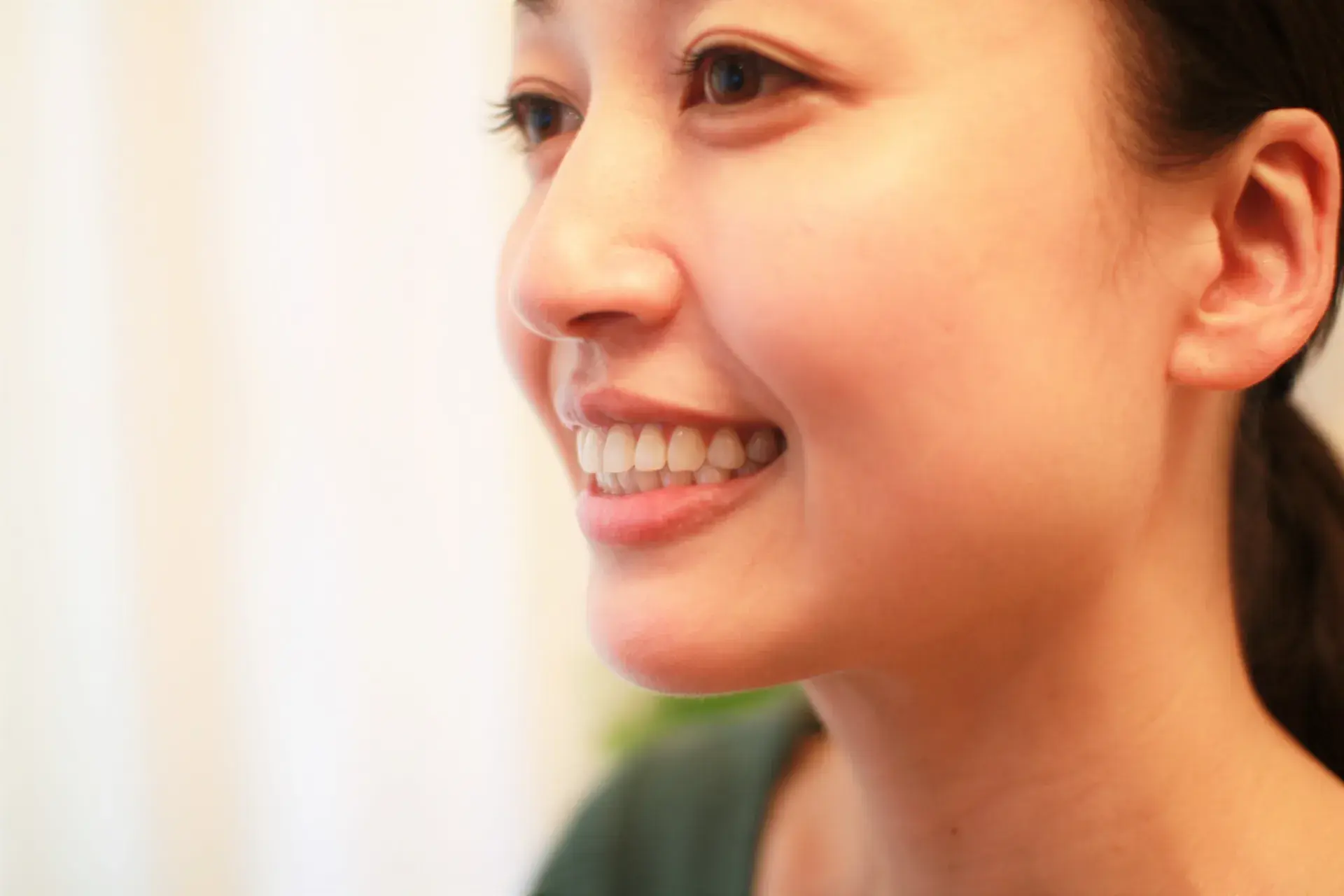 口元のお悩みなら、スマイルモア矯正