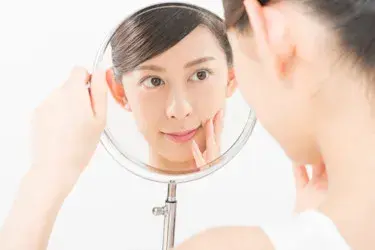 インビザライン(マウスピース矯正)で顔が変わる？身体変化や影響について
