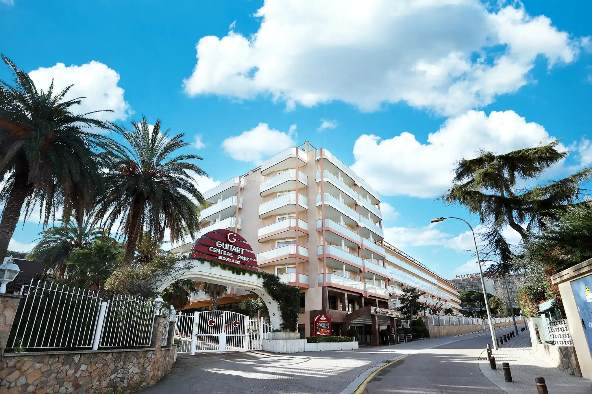 Hotel Guitar Park Resort 4 * , LLORET DE MAR