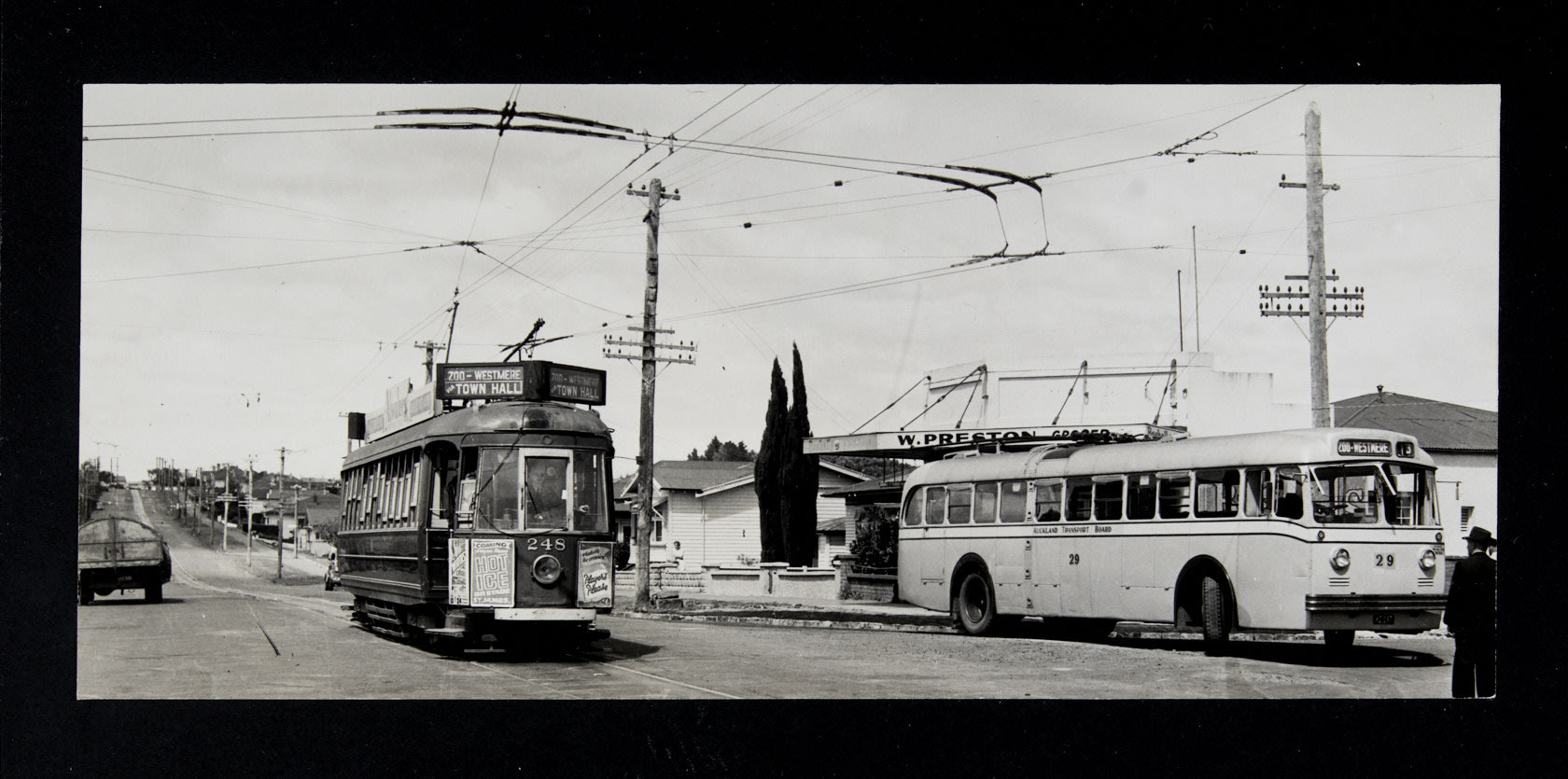 Tram No. 248 a 1930s Auckland Streamliner | MOTAT | New Zealand