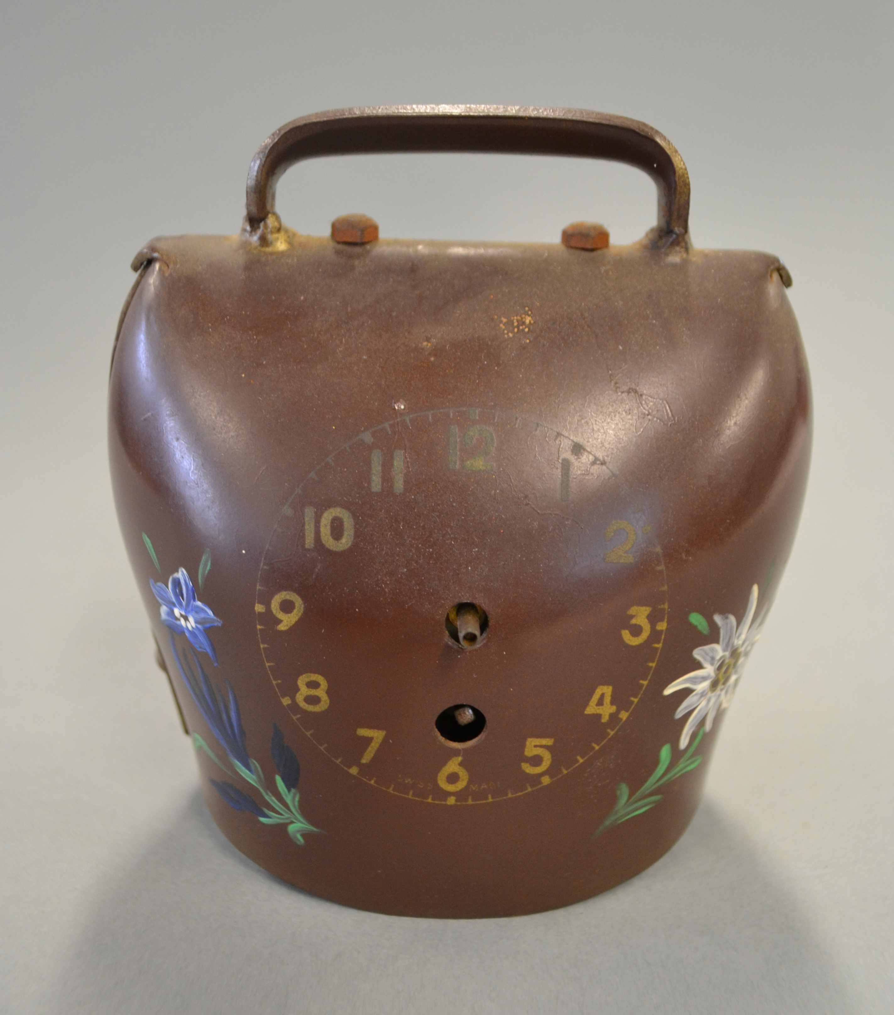 Clock, T9420. The Museum of Transport and Technology (MOTAT).