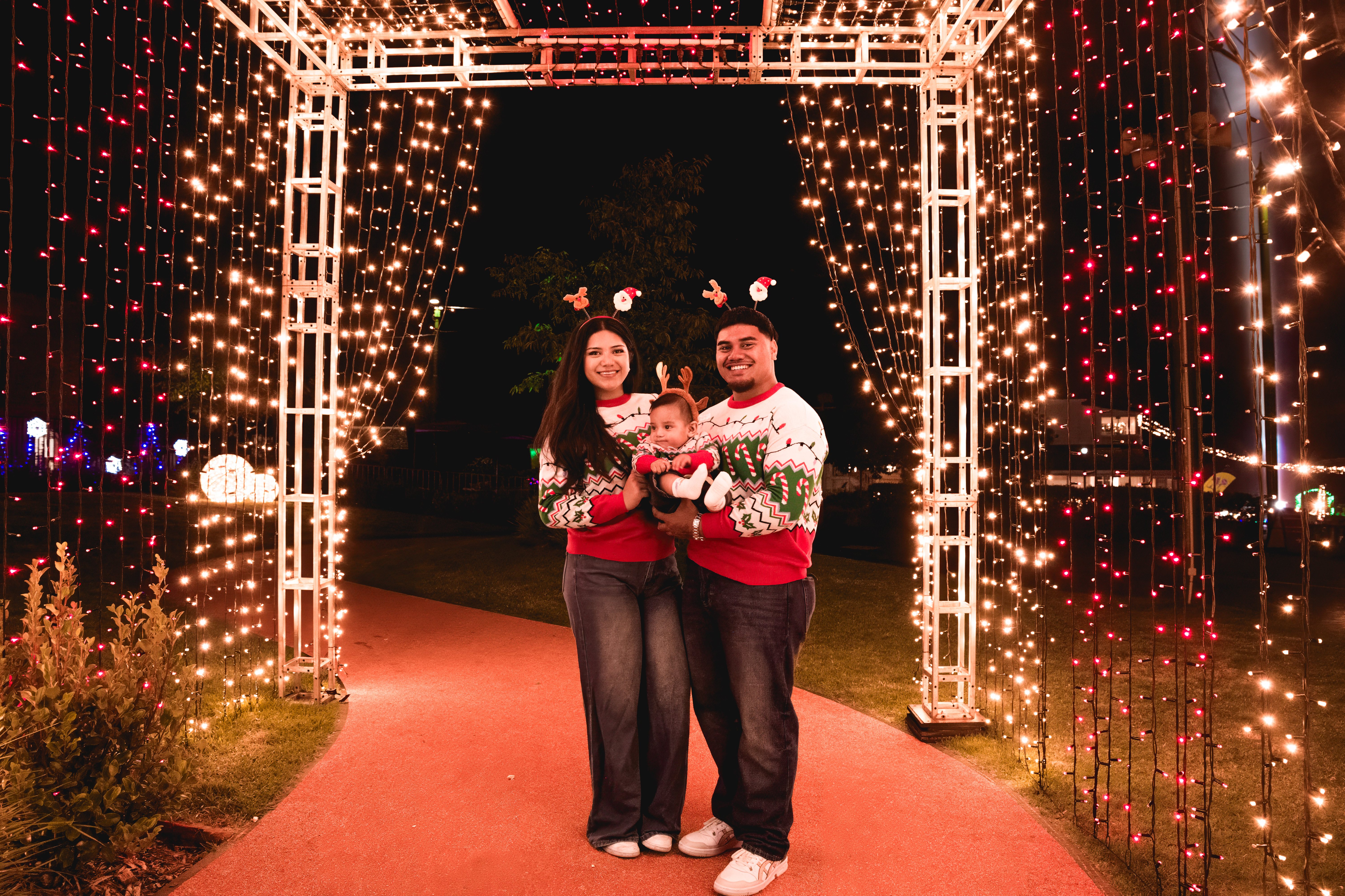 Festive family photo ops!