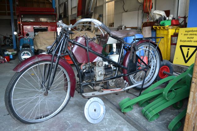 1968.32 p7 Douglas ladies motorcycle