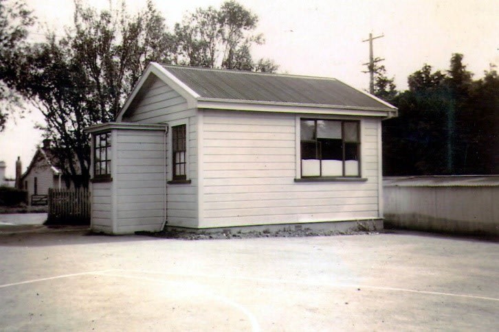 exterior dental clinic shannon school 1950