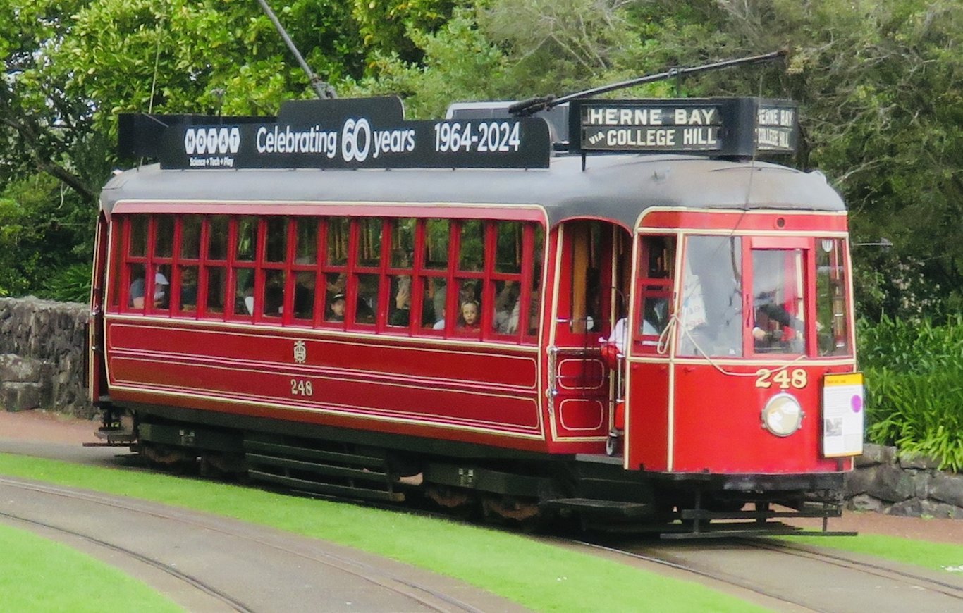 Auckland’s Historic Streamliner! | MOTAT | New Zealand