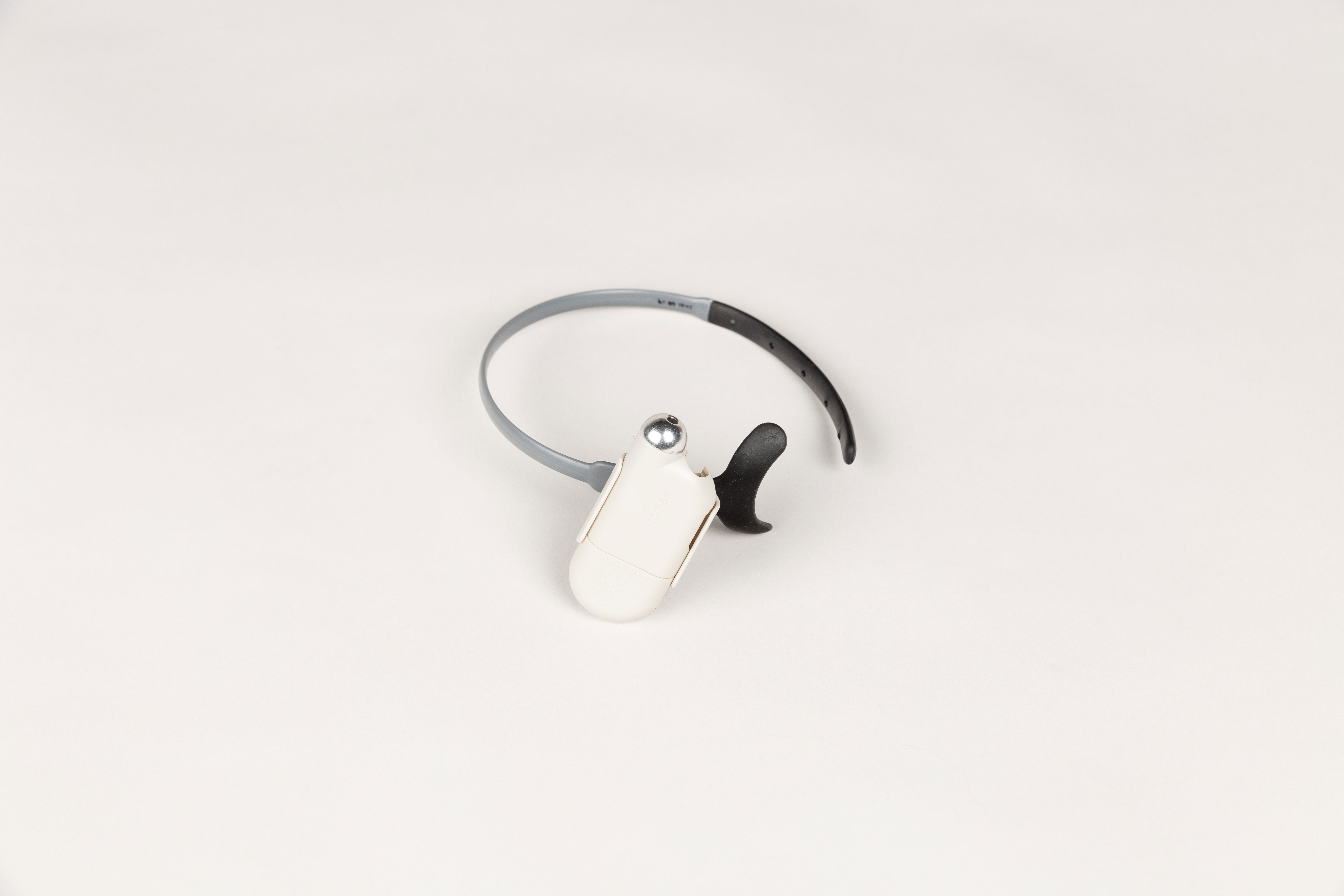 LOMAK headband and laser unit [2021.48.19] The Museum of Transport and Technology (MOTAT)