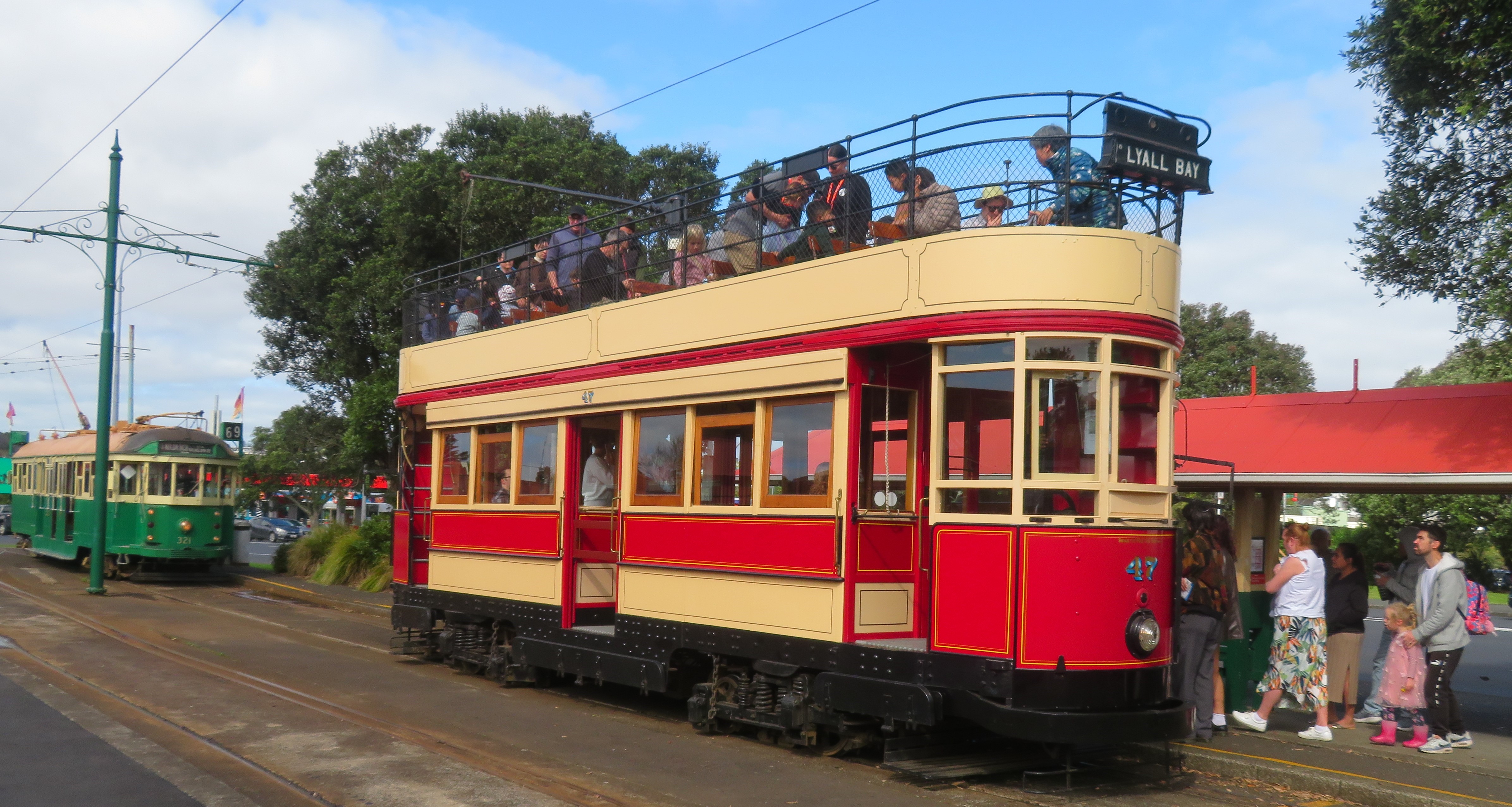 Tram 47 on a sunny day