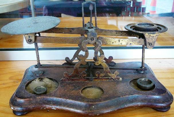 Letter Balance, 2010.799. The Museum of Transport and Technology (MOTAT).