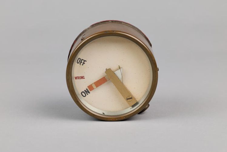 https://collection.motat.nz/objects/128234/semaphore-signal-repeater